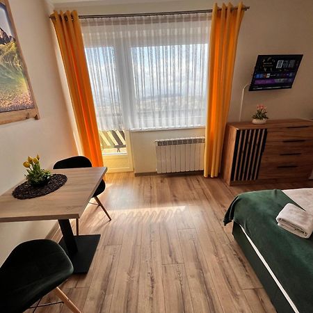 Widokowy Apartament - Pokoje Goscinne Banska Wyzna Exterior foto
