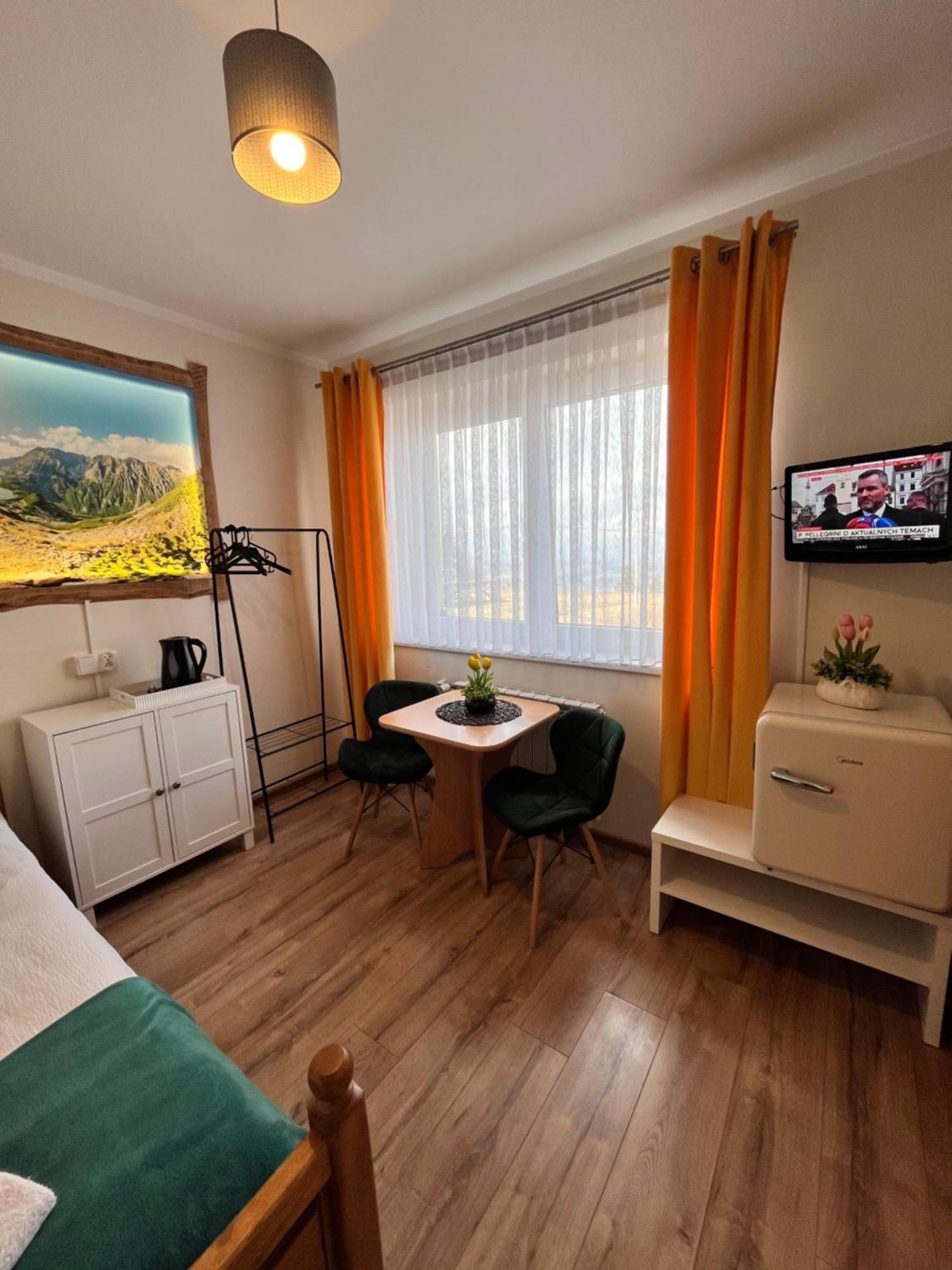 Widokowy Apartament - Pokoje Goscinne Banska Wyzna Exterior foto
